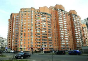 Квартиры: халява для депутатов и откат для «конторы»