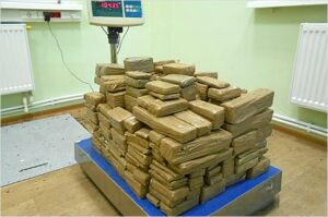 Начальник Черниговской таможни переквалифицировался с контрабанды янтаря на контрабанду наркотиков