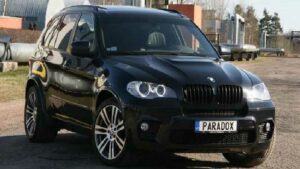 Працівник СБУ вимагав у власниці «Bristol», дружини поліцейського BMW X5, щоб «зам’яти» справу