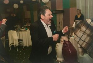 Чтобы загнать в угол собственников канала 112 и заставить дешевле продаться людям Порошенко, Нацсовет выписал 112 многочисленные предупреждения