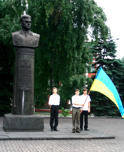 6monument