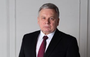 Если Зеленский назначит Тарана на министра обороны, то против самого Зеленского нужно начинать уголовное производство за измену Родине