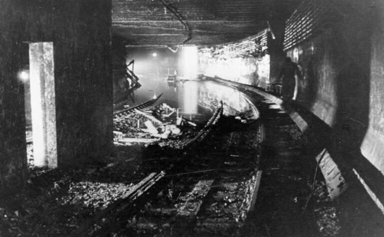 Berlin S Bahn Tunnel