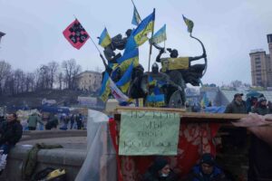 Путін – з Майданом!