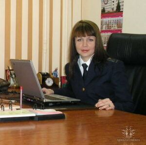 «Ваша дружина ПРОКУРОР – тоді ЗАКОН Є НЕ ЗАКОН» (або як позбавити власну дитину – ДИТИНСТВА)