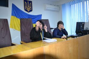 На суде в Запорожской области защите показали фигу (ФОТО)