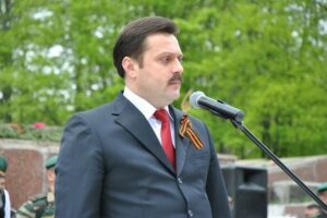 Деркач и Мысик. Как приспособленцы уничтожают Украину