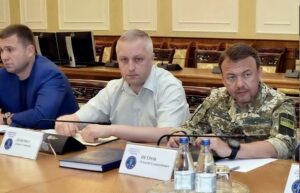 От чего у человека грустное хл..бало?