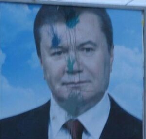 А ТУФЛЕЙ ПО ФЕЙСУ НЕ ПРОБОВАЛИ?..