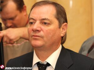 Незвичайні пригоди екс-генпрокурора України в Росії