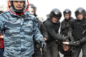«Беркут» побил журналистку во время столкновений на Крещатике