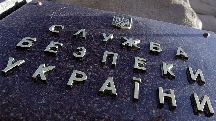 Бухие, вооруженные, с ксивами СБУ. Надеялись, проканает. И проканало…
