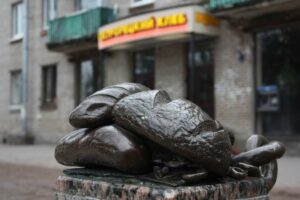 «ДАЙТЕ ХЛЕБА…- А ПОДСКОЧИ ДО НЕБА!»