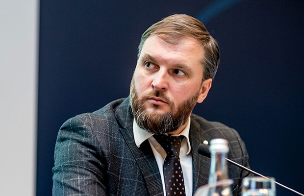 Гетманцев выгораживает медиа-вымогателя Сергея Куюна по указке ОККО и Нефтегазовой ассоциации, — From.ua