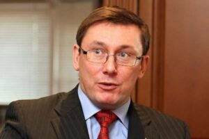 «Шахрайство загальнодержавного масштабу». Доброволець АТО розкритикував діяльність Луценка