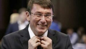Само существование генпрокурора Луценко унижает Президента Зеленского