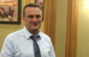Увага, розшук! Розшукується екс-керівник Укроборонпрому Юрій Терещенко за підозрою в хабарництві в надзвичайно великих розмірах!