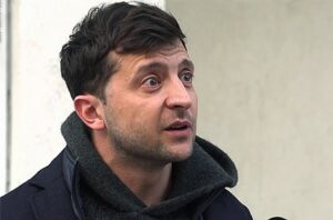 «Отступать некуда – позади Москва» или Трудный выбор Владимира Зеленского. Что получит руководитель «Вечернего квартала» в случае своего президентства    