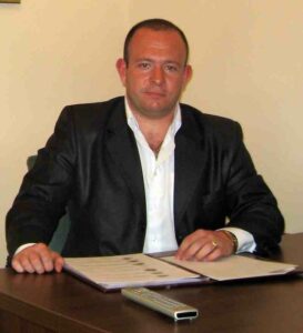 Доктор, полечись