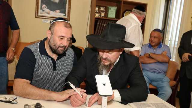 Фірми з орбіти «Наріка» та учасника «ОЗУ Савлохова» обшукали по справі злодіїв в законі «Умки» та «Лаші Свана»