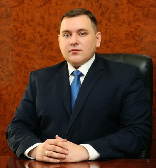 Во власть рвутся холопы Порошенко – один из них Артур Ринатович Доброседов