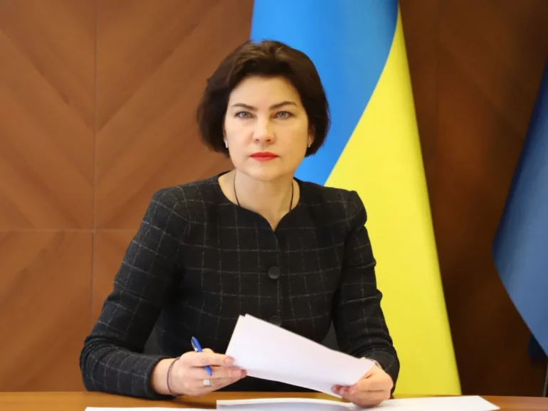 Прокуроры обвиняют Венедиктову в уничтожении прокуратуры