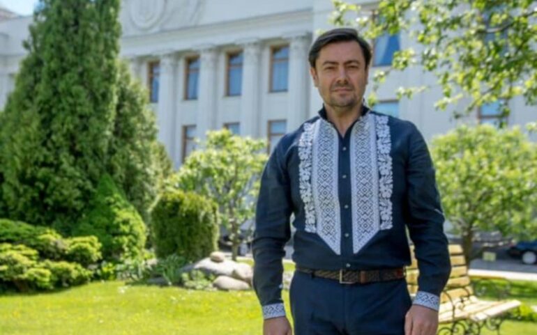 Штучный снова будет шпионить за нардепами 4 99010966 3166875463355311 1849787193992675328 n