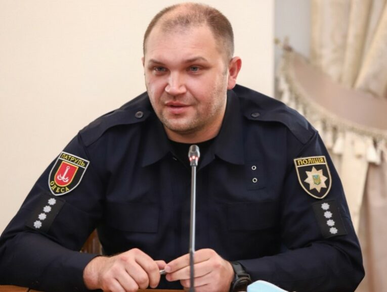 В Одессе машина с полицейским начальником сбила женщину 1 avto s visokopostavlennim sotrudnikom politsii sbilo jenschinu v odesse 3458