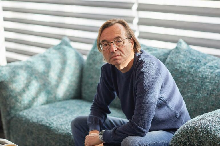 ​​У Зеленского появится свой «виолончелист Ролдугин» 