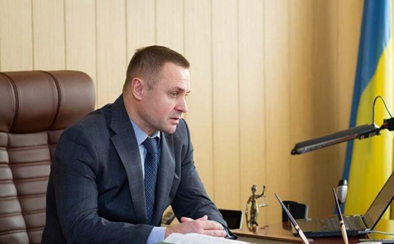 Рейдер у погонах. Або як прокурор Запорізької області Віктор Приходько приймає приватні замовлення на знищення бізнесу