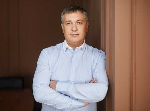 Юрист «Роснефти» Сергей Шкляр и одновременно был зам Министра юстиции Украины после 2014 года – и этот человек еще и на свободе сейчас??