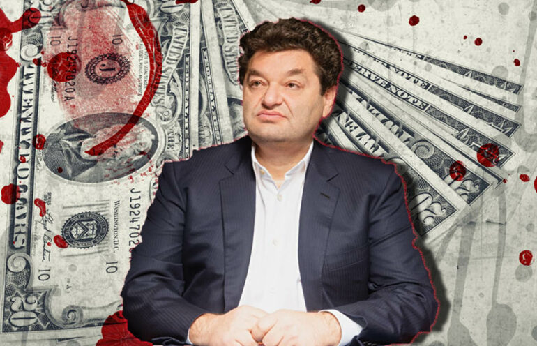 Вадим Ермолаев продолжает платить дань международному преступнику Путину