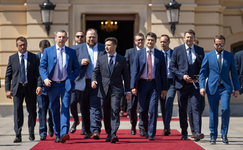 Лондонський сором 2 355475705 7431091596907746 2421956408294742617 n