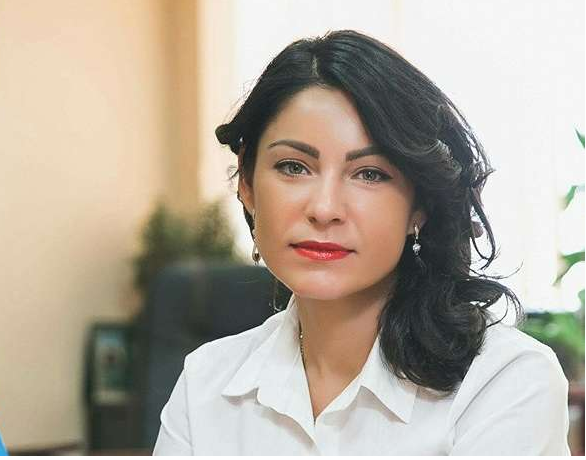 Олена Дума, яку можуть призначити головою АРМА, була учасницею російської ІПСО з дискредитації України, — Шабунін Джерело: https://censor.net/ua/n3426491