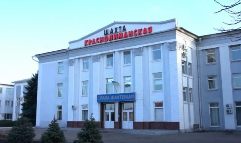 Корупція в країні як метод збагачення власних кишень чиновників