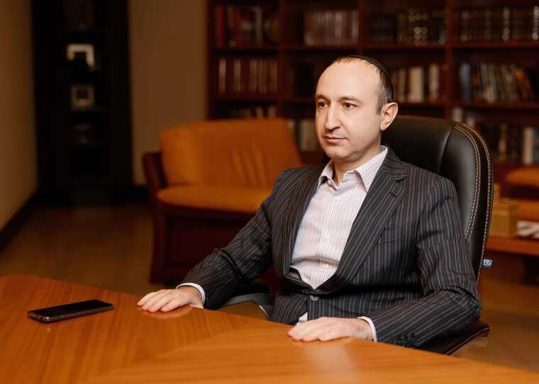 Кримінальний бізнес Єрмолаєва — Чертка. Або чому дніпровський Хабад платить росії?