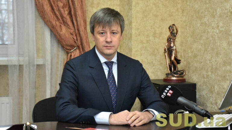 Прокурор Андрей Андреев и два элитных дома