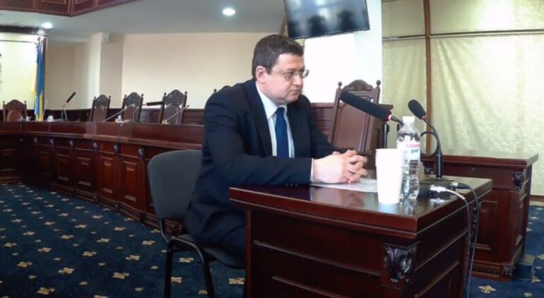 Семья скандального судьи Апелляционного суда Львовщины Михаила Романюка незаконно завладела виллой в центре Львова стоимостью 54 млн грн. – журналистское расследование