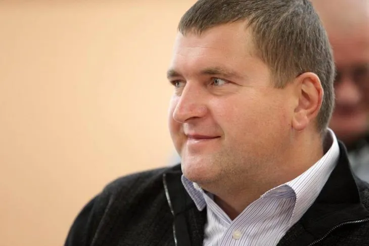 Маркушин вивів 500 мільйонів на відбудову Ірпеня на фірми свого кума, якому організував виїзд до США