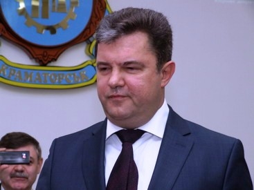 «Птенец Пшонки» Константин Машненков выиграл тендер на добычу циркония и титана в Украине. А как же Трамп?