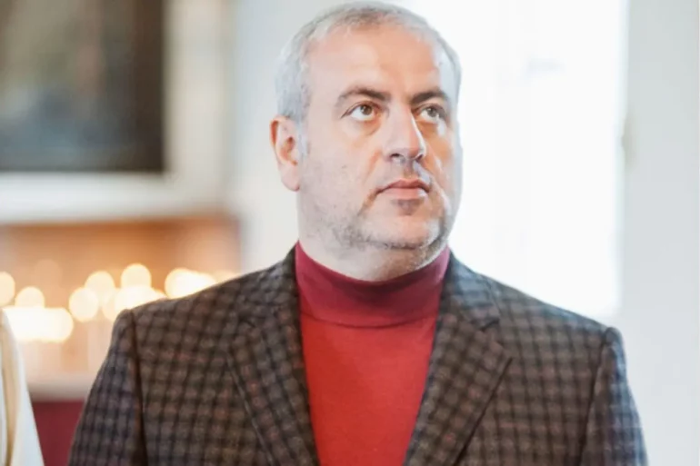 «Король контрабанды»: как белорусский бизнесмен захватил Борисполь и купил «Форбс»