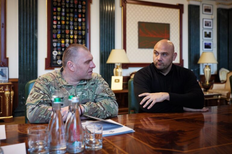 Перестановки блядей в убыточном борделе