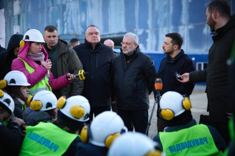 Конспірація, політика, любов: як працювала схема Міндіча (інфографіка звʼязків) 1 Конспірація, політика, любов: як працювала схема Міндіча (інфографіка звʼязків)